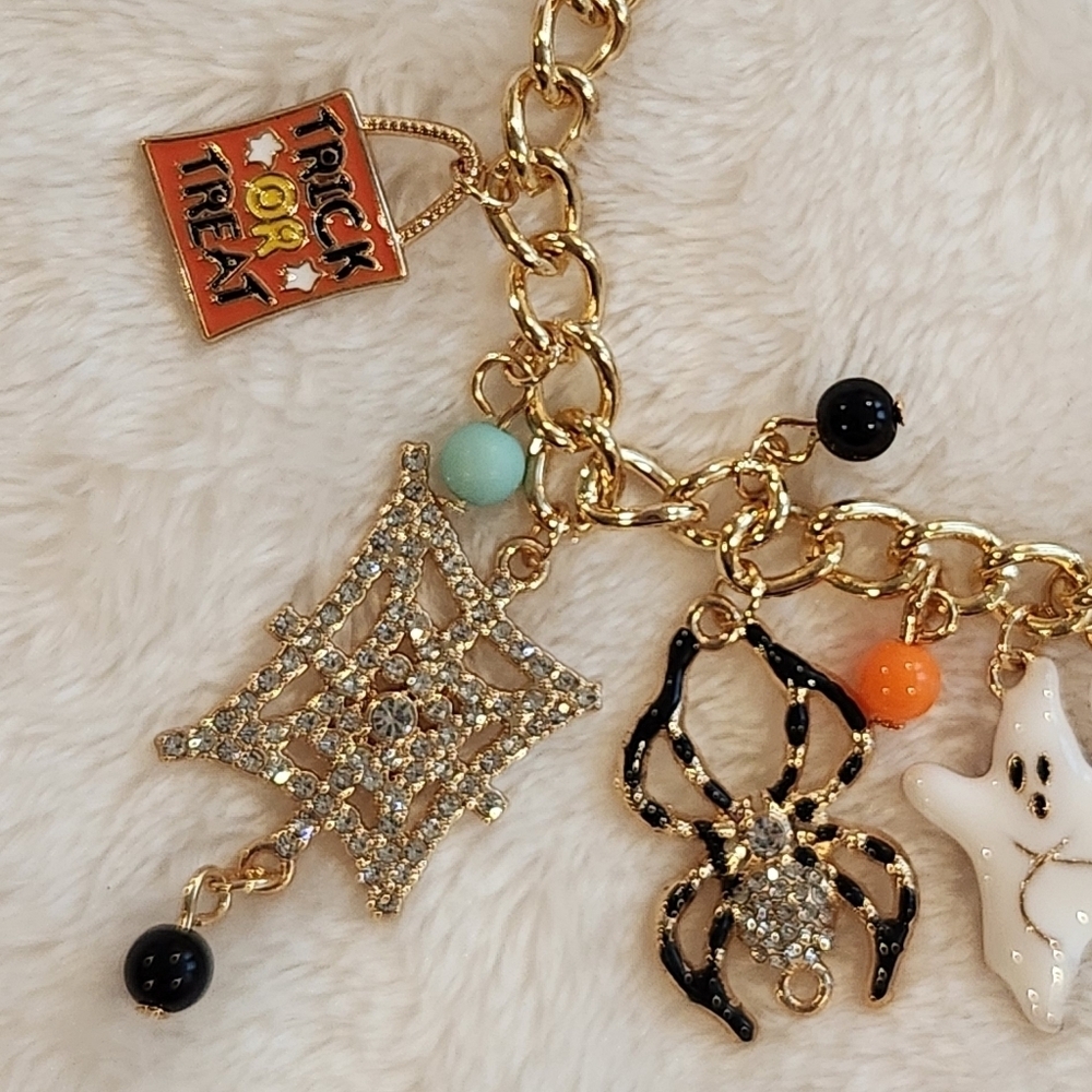 Halloween Charm Bracelet - Gold Plated - Picture 2 of 5